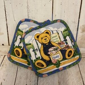 Vintage Never Used Bear Themed Pot Holders